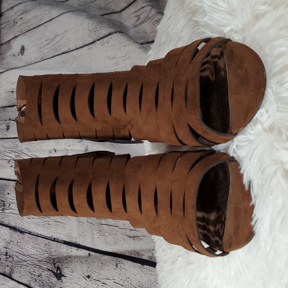 Carlos by Carlos Santana Brown Heeled Ankle Bootie Size 9 EUC - Picture 5 of 12